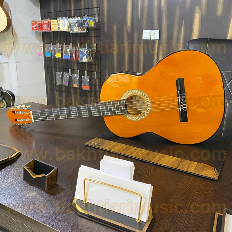 گیتار کلاسیک بختیاری مدلYB3